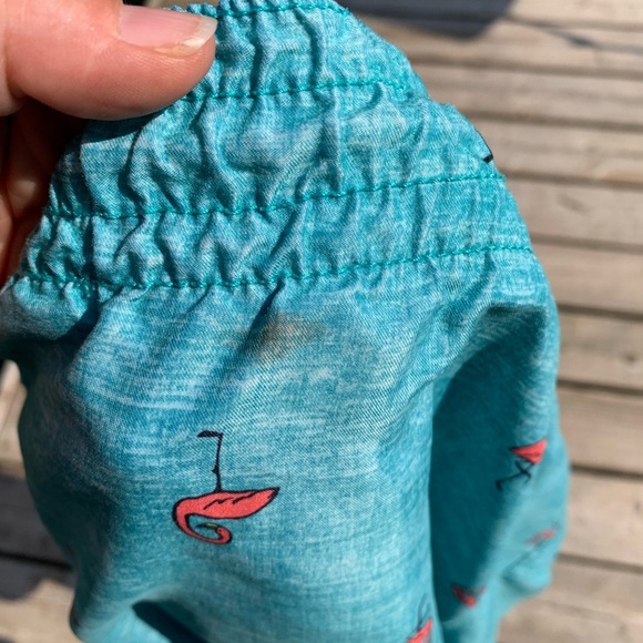 💜 Old Navy Men's L/G Teal Flamingo Print Swim Trunks | Board Shorts - Picture 6 of 6